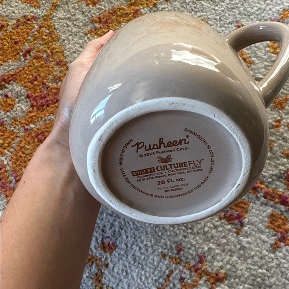 Pusheen Mug 28 oz - Picture 4 of 5
